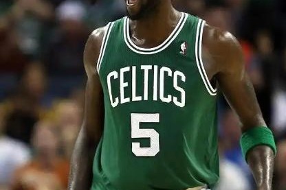 九游官方-NBA近20年走步榜公布！第一太意外，詹姆斯仅第三，错怪了副goat