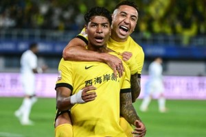 九游互动-【中超】毛伟杰送点马特乌斯点射 西海岸2比0英博