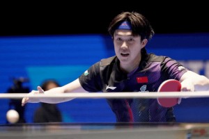 九游娱乐-王楚钦2天内2次发火！不满闪光灯干扰，怒指戴口罩观众：就是你