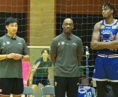 媒体人：怀特塞德昨天的热身赛没有出场 他应该会打13号的比赛