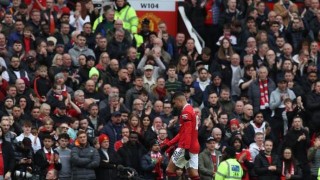 九游娱乐-【英超】卡塞米罗又直红，10人曼联0比0南安普敦