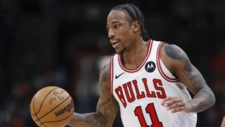 九游9GAME-抑郁发作？德罗赞：我内心很痛苦 我的伤疤无法愈合