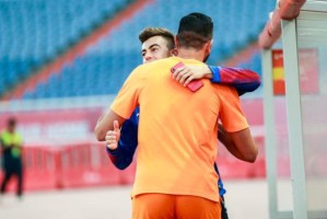 九游互动-中超旧将意甲首次相遇 佩莱造点受伤沙拉维4射0中