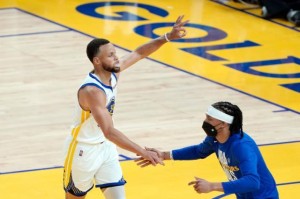 九游入口-库里首节6三分创造历史 后三节仅得13分逐渐隐身