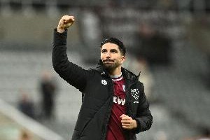 荷媒：阿贾克斯有意索莱尔，与巴黎商谈租借+强制买断方案